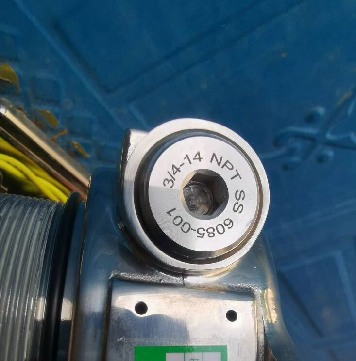 現場儀表備用電氣接口實物圖 現場儀表螺紋管式浪涌保護器串聯和并聯如何選擇?